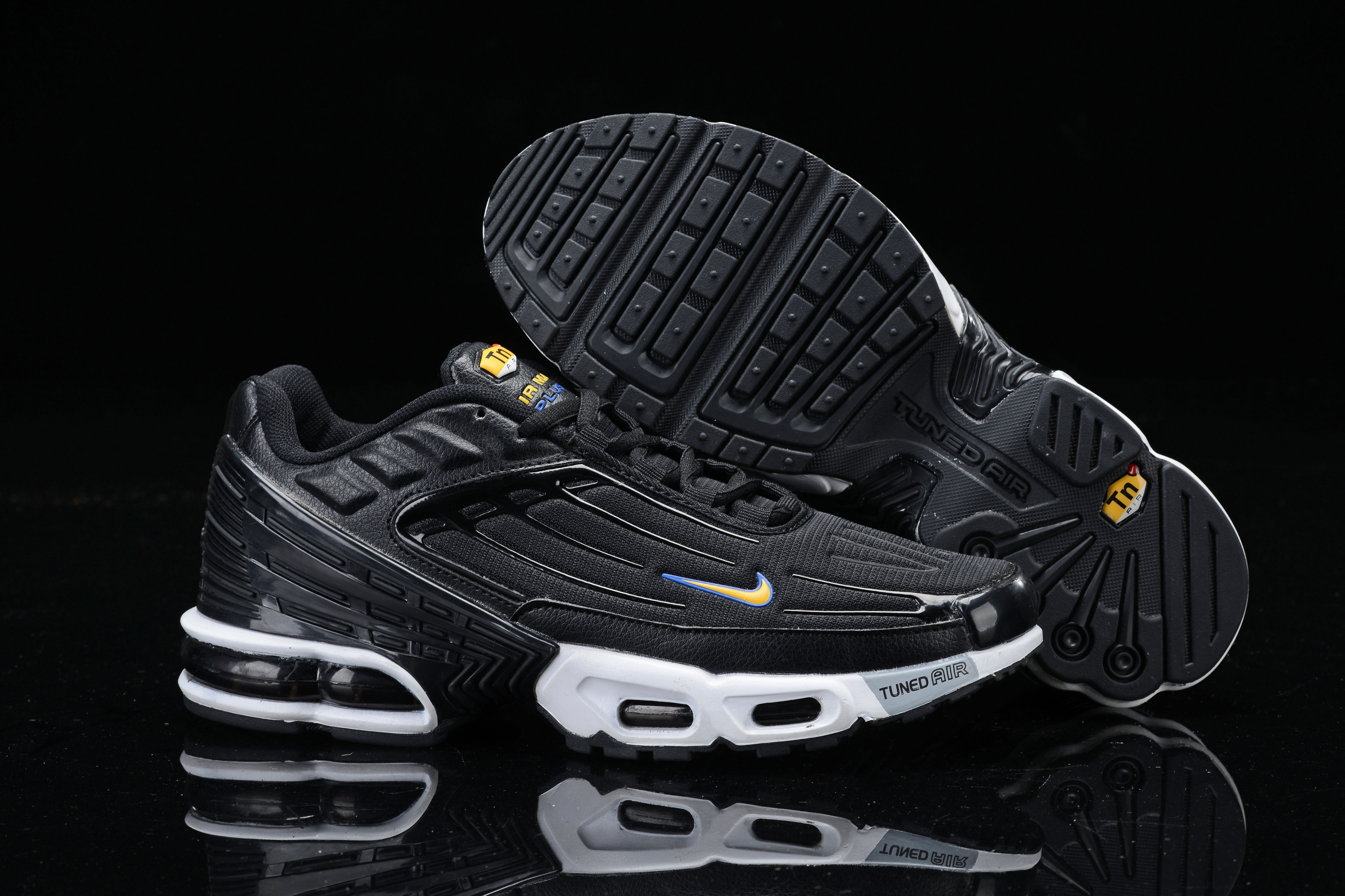 2020 Nike Air Max Plus Black White Shoes